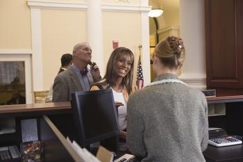 KeyCorp Has to Match the Competition on This Key Rate: https://g.foolcdn.com/editorial/images/748183/22_04_25-a-bank-teller-providing-service-to-a-customer-with-a-line-behind-them-_gettyimages-86803709.jpg