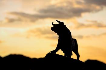 A Bull Market Is Coming: 2 Growth Stocks Down 61% and 32% to Buy Right Now: https://g.foolcdn.com/editorial/images/758704/bull-silhouette.jpg