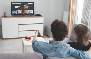 Is This Roku's Single Biggest Risk?: https://g.foolcdn.com/editorial/images/761533/couple-streaming-tv-living-room.jpg