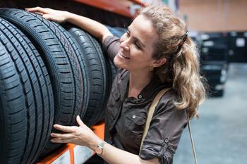 Want to Retire Early? This Stock Could Help You Do That: https://g.foolcdn.com/editorial/images/744422/a-customer-shopping-for-tires.jpg