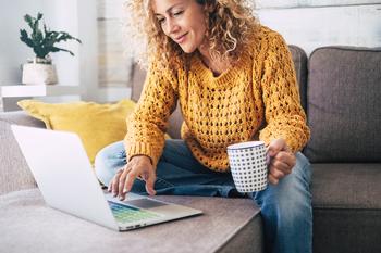 I'm Choosing Municipal Bonds for My Retirement. You May Want to Do the Same.: https://g.foolcdn.com/editorial/images/757841/woman-40s-laptop-gettyimages-1087959426.jpg