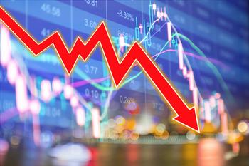 Why Li-Cycle Stock Plummeted Today: https://g.foolcdn.com/editorial/images/744109/a-chart-line-and-arrow-moving-down.jpg