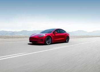 Tesla Stock Jumps 7% on Record Q2 Vehicle Deliveries: https://g.foolcdn.com/editorial/images/738403/tesla-electric-vehicle-q2-deliveries-production-numbers.jpg