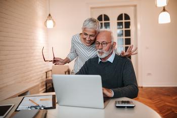 3 Best Ways to Invest for Retirement: https://g.foolcdn.com/editorial/images/703549/couple-computer-digital-payment-older.jpg