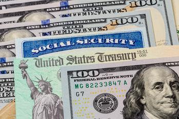 Here's the Max Social Security Benefit for Retirees in 2024, and the Salary You Need to Get It: https://g.foolcdn.com/editorial/images/756986/social-security-5.jpg