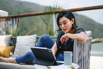 Microsoft and Apple Are Rock-Solid Dow Dividend Stocks, but So Are These 3 Blue Chip Stocks That Paid a Combined $29 Billion in Dividends Over the Last Year: https://g.foolcdn.com/editorial/images/782730/gettyimages-1491890797-1200x800-5b2df79-1.jpg