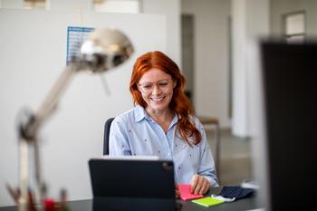 This Is Hands-Down the Easiest Way to Retire a Millionaire: https://g.foolcdn.com/editorial/images/780574/person-smiling-looking-at-a-computer.jpg