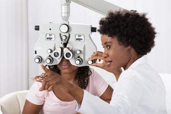 Why Shares of Annexon Are Plummeting Thursday: https://g.foolcdn.com/editorial/images/733969/optometrist-testing-patients-vision-1.jpg