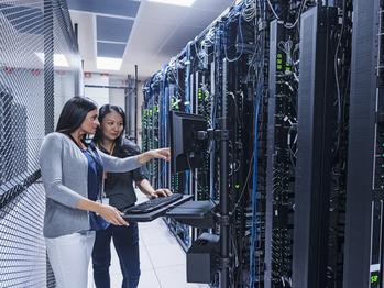 1 Little-Known Cloud Computing Stock to Buy Hand Over Fist Before It Soars 43%: https://g.foolcdn.com/editorial/images/767837/women-in-datacenter.jpg