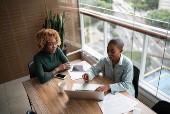 Buying These 2 Stocks Is a Good Way to Hedge Against a Market Crash: https://g.foolcdn.com/editorial/images/757117/gettyimages-1313460596.jpg