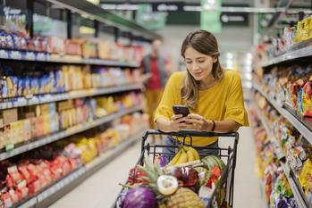 Is It Finally Time to Buy Target Stock?: https://g.foolcdn.com/editorial/images/788137/woman-pushes-a-shopping-cart.jpg