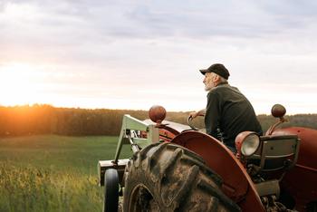 After Beating Earnings, Can Deere & Co. Weather a Potential Tractor-Market Slump?: https://g.foolcdn.com/editorial/images/744980/tractor-farmer-agriculture.jpg