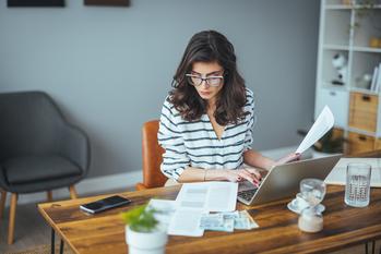 Savers Beware: This Mistake Could Cost You Your Dream Retirement: https://g.foolcdn.com/editorial/images/759910/woman-30s-laptop-gettyimages-1385092066.jpg