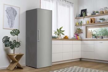 Spare 16%: Hol Dir den Gorenje R 619 EES5 Kühlschrank mit Umluft-Kühlsystem und Schnellkühlfunktion!: https://m.media-amazon.com/images/I/71XM-OAGPaL._AC_SL1500_.jpg