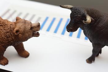 Wall Street's Oldest Battle Is Back: "This, Too, Won't Last" Vs. "This, Too, Shall Pass": https://g.foolcdn.com/editorial/images/745413/stock-market-bull-bear-invest-financial-metrics-trade-getty.jpg