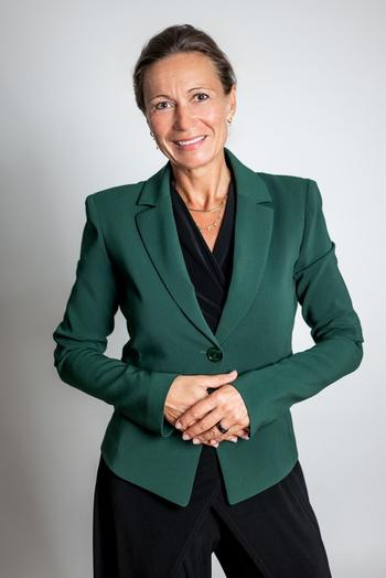 EQS-News: ANDRITZ ernennt Vanessa Hellwing zur neuen CFO, mit Wirkung ab Ende März 2025: https://eqs-cockpit.com/cgi-bin/fncls.ssp?fn=download2_file&code_str=9fe989b3a89e25be32e7c8602c3dfb5f