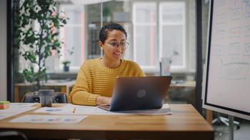 How Should a Beginner Invest in Stocks? Start With This Index Fund.: https://g.foolcdn.com/editorial/images/758130/gettyimages-1346563227.jpg