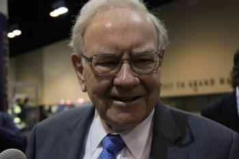 Want a Growing Stream of Dividend Income? Buy This Warren Buffett Favorite and Never Sell.: https://g.foolcdn.com/editorial/images/749425/buffett3-tmf.jpg