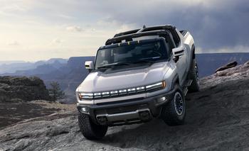 General Motors Actually Gained 6% in the Second Half of 2022. Is the Worst Over?: https://g.foolcdn.com/editorial/images/716169/2022-gmc-hummer-ev-source-gm.jpg