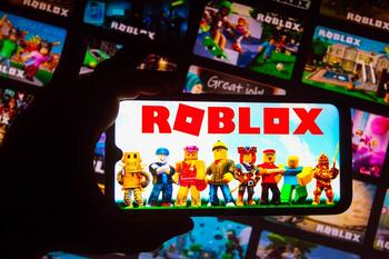 Can Roblox Really Grow to 1 Billion Active Daily Users?: https://www.marketbeat.com/logos/articles/med_20240910155325_can-roblox-really-grow-to-1-billion-active-daily-u.jpg