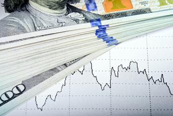 Nasdaq Bear Market: 3 Innovative Growth Stocks That Can Quadruple Your Money by 2033: https://g.foolcdn.com/editorial/images/716670/stock-market-chart-correction-crash-pullback-cash-money-invest-getty.jpg