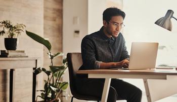 3 Green Flags for Alphabet’s Future: https://g.foolcdn.com/editorial/images/756457/person-studying-laptop.jpg