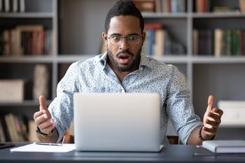 3 Reasons to Buy Chipotle Mexican Grill Like There's No Tomorrow: https://g.foolcdn.com/editorial/images/791256/22_01_26-a-person-looking-at-a-computer-screen-with-a-look-of-unpleasant-surprise-_gettyimages-1216968860.jpg