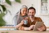 Never Worked Before? You Could Still Be Entitled to Social Security.: https://g.foolcdn.com/editorial/images/755198/two-people-smiling-and-looking-at-a-tablet.jpg