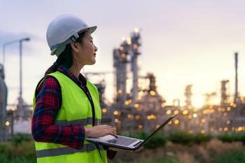 Prediction: Given Its History, Chevron Will Buy This High-Yield Dividend Stock Next: https://g.foolcdn.com/editorial/images/752233/a-person-in-a-hardhat-and-holding-a-laptop-near-an-energy-facility.jpg