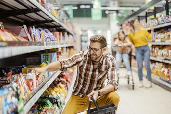 Why Did Dollar General Stock Fall 24% Last Month?: https://g.foolcdn.com/editorial/images/749863/gettyimages-1432351861.jpg