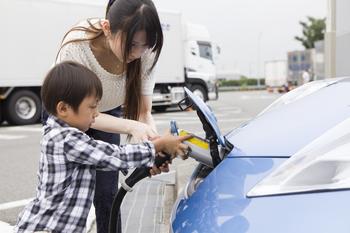 Tesla Approaches a New Milestone, but This Rival EV Stock Is Climbing Higher Monday: https://g.foolcdn.com/editorial/images/753938/ev-charging-gettyimages-185716558.jpg